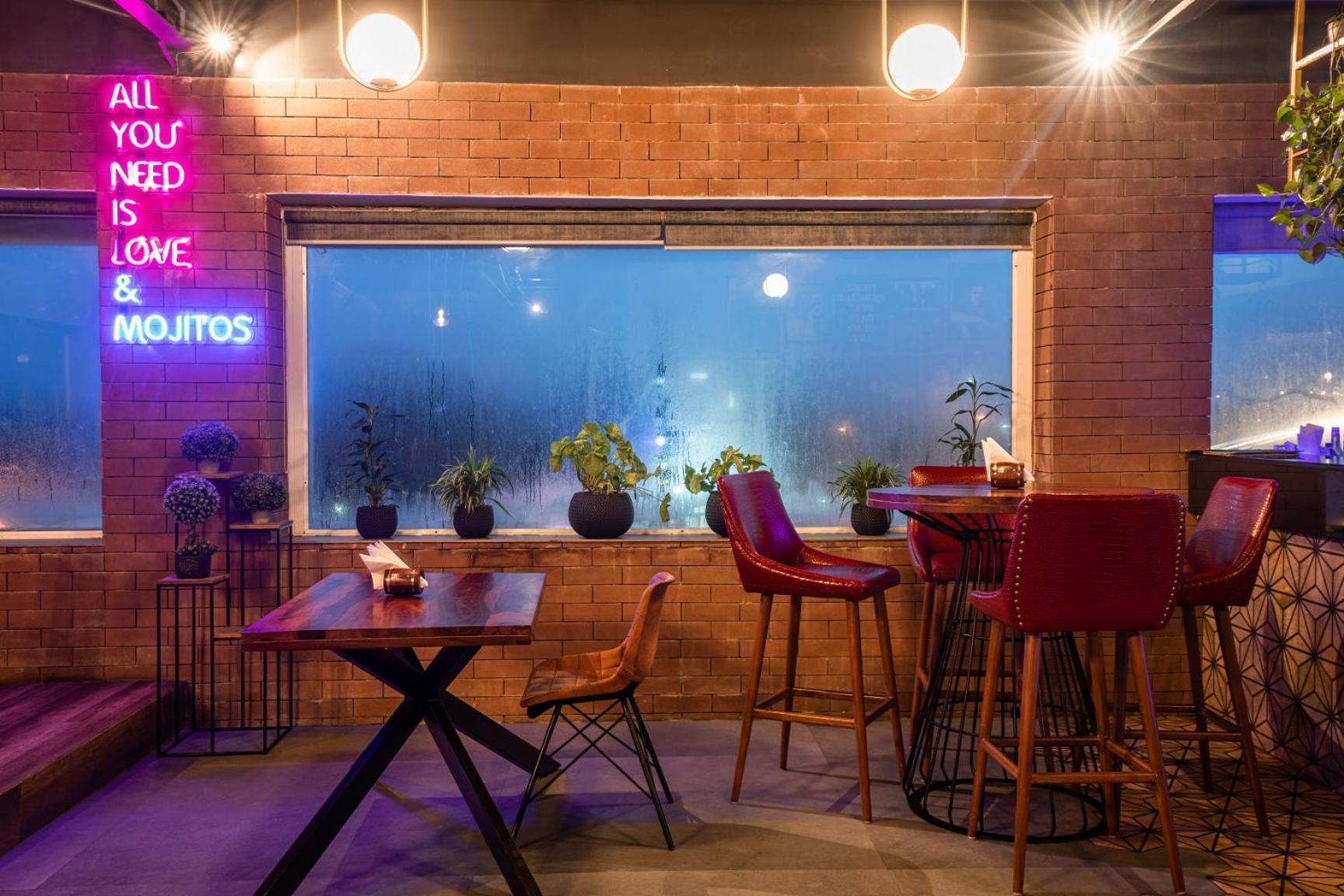 住宅酒店 布巴内什瓦尔 外观 照片